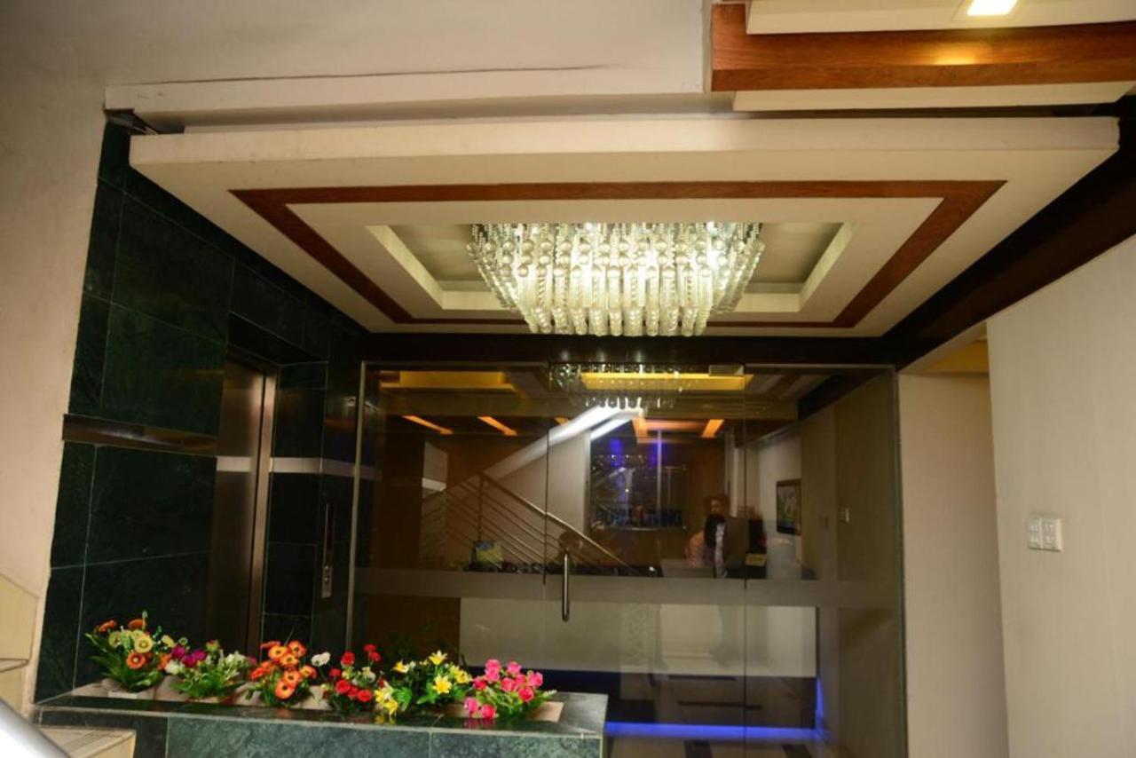 Hotel Royal Living Hotel & Suites Chittagong Exterior photo